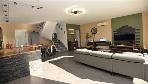   Villa de 4 pices principales Maison - 4 pice(s) - 97 m