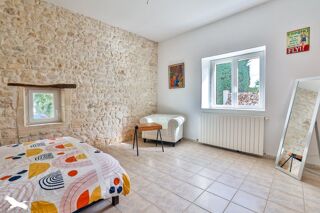  Maison  vendre 6 pices 230 m