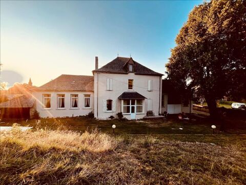   Maison en pierre de 6 pices principales Maison - 6 pice(s) - 220 m