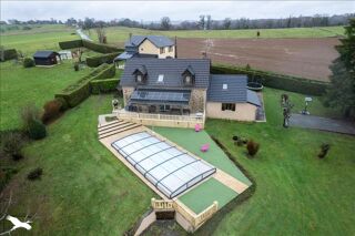  Maison  vendre 10 pices 240 m