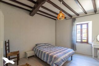  Maison  vendre 5 pices 201 m