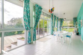  Maison  vendre 8 pices 362 m