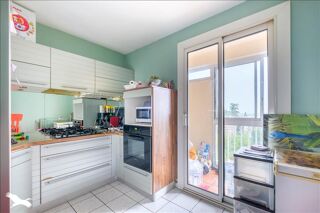  Appartement  vendre 4 pices 70 m