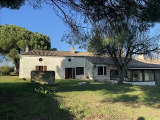  Maison  vendre 11 pices 425 m