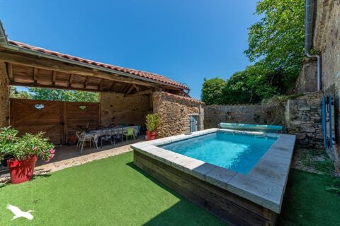   Maison en pierre de 6 pices principales Maison - 6 pice(s) - 170 m