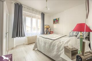  Maison  vendre 9 pices 197 m