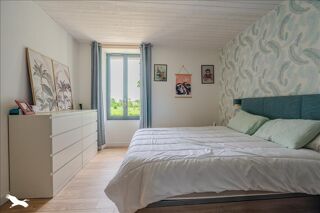  Maison  vendre 9 pices 265 m