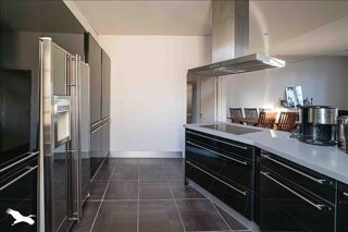  Appartement  vendre 7 pices 145 m