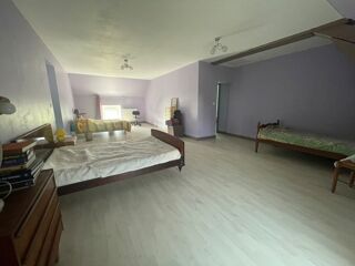  Maison  vendre 8 pices 295 m