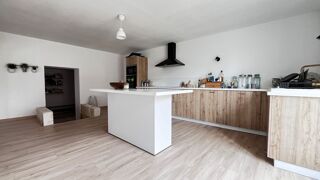  Maison  vendre 5 pices 210 m