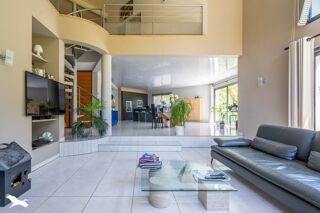  Maison  vendre 8 pices 300 m