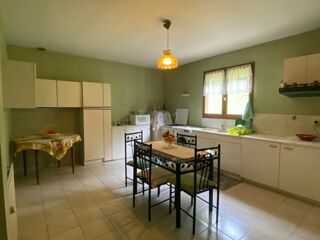  Maison  vendre 10 pices 310 m