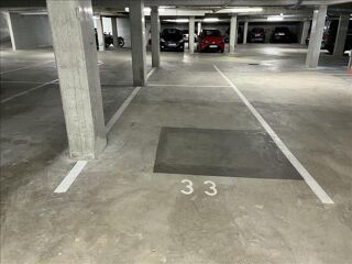  Parking / Garage  vendre 