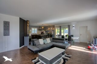  Maison  vendre 7 pices 165 m