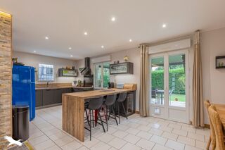  Maison  vendre 7 pices 140 m