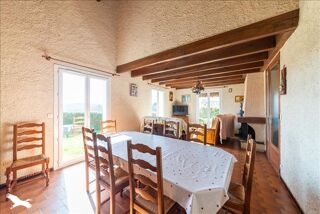  Maison  vendre 15 + pices 591 m