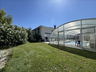  Maison  vendre 9 pices 267 m