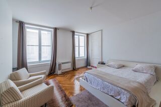  Appartement  vendre 4 pices 162 m