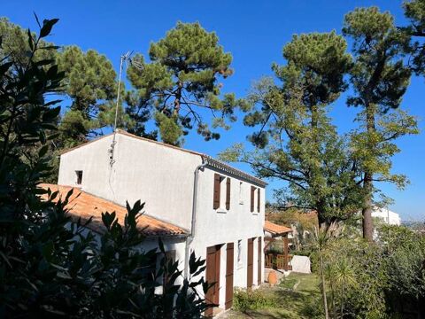   Pavillon de 7 pi�ces principales Maison - 7 pi�ce(s) - 139 m�