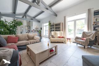  Maison  vendre 8 pices 196 m