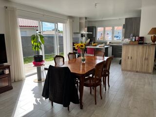  Maison  vendre 4 pices 100 m