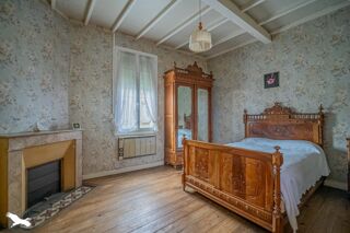  Maison  vendre 8 pices 185 m