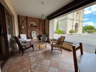  Maison  vendre 5 pices 215 m