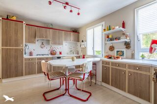  Maison  vendre 6 pices 145 m