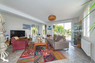  Maison  vendre 6 pices 190 m