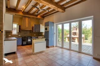  Maison  vendre 8 pices 288 m