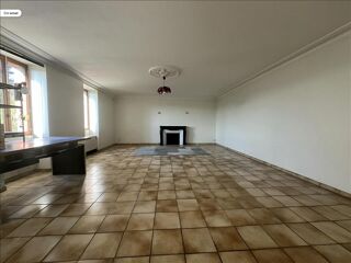  Maison  vendre 8 pices 241 m