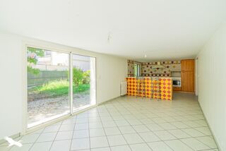  Maison  vendre 8 pices 165 m