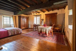  Maison  vendre 9 pices 260 m