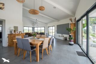  Maison � vendre 9 pi�ces 262 m�