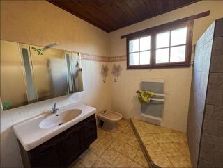  Maison  vendre 4 pices 140 m