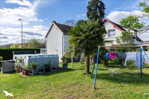   Prigourdine de 8 pices principales Maison - 8 pice(s) - 152 m