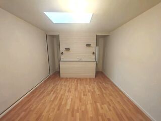  Maison  vendre 9 pices 296 m