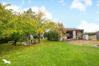  Maison  vendre 9 pices 300 m