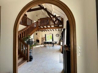  Maison  vendre 9 pices 240 m