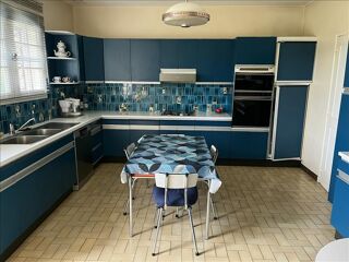  Maison  vendre 6 pices 170 m