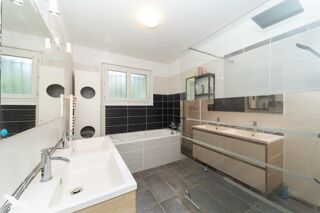  Maison � vendre 7 pi�ces 170 m�