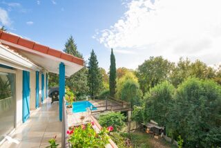  Maison  vendre 8 pices 345 m