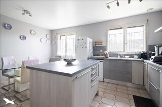  Maison  vendre 6 pices 161 m