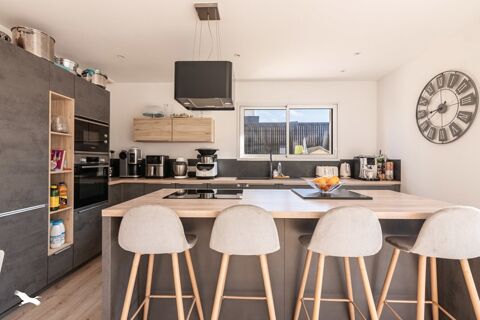   Maison de 5 pi�ces principales Maison - 5 pi�ce(s) - 126 m�