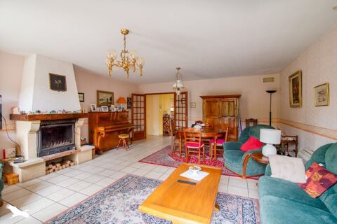   Maison de 5 pi�ces principales Maison - 5 pi�ce(s) - 117 m�