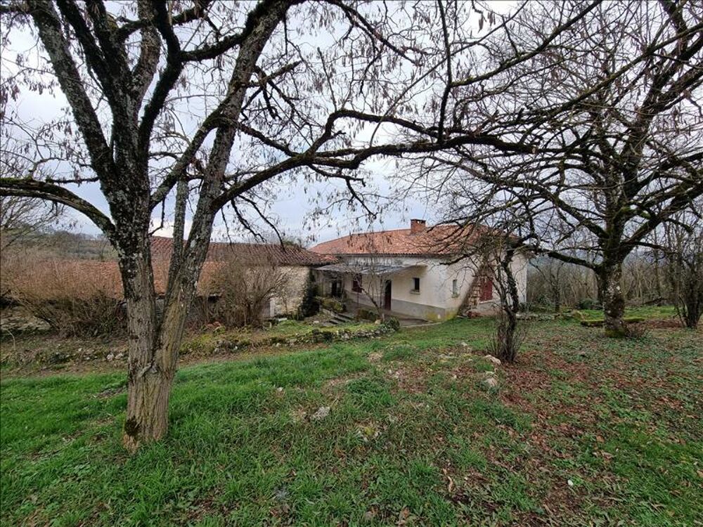 Vente Maison Corps de Ferme de 5 pices principales Montmurat