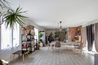  Maison  vendre 6 pices 137 m