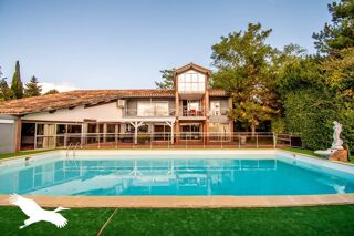  Maison � vendre 10 pi�ces 450 m�