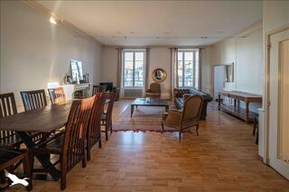  Appartement  vendre 7 pices 145 m