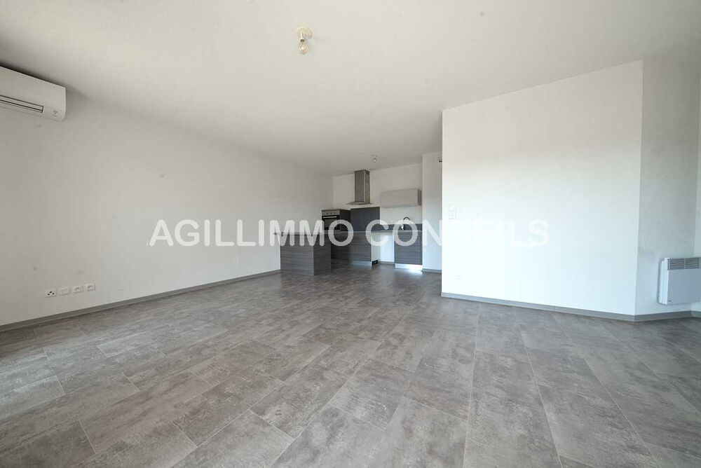 Appartement T3 avec terrasse, parking et garage